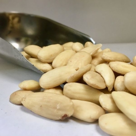 buy-spanish-almond-almonds-skinless-raw-alandalus-club-gourmet-roduct