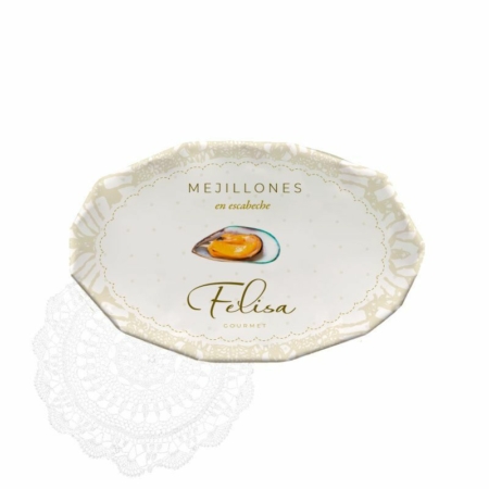 Los Mejillones en Escabeche Felisa Gourmet son una conserva de alta calidad elaborada a partir de mejillones seleccionados cuidadosamente por su tamaño, textura y frescura.